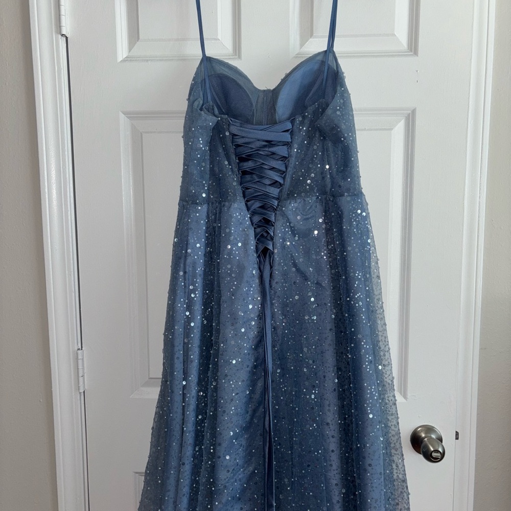 Elegant Blue Sequin Prom Dress - Picture 5 of 7